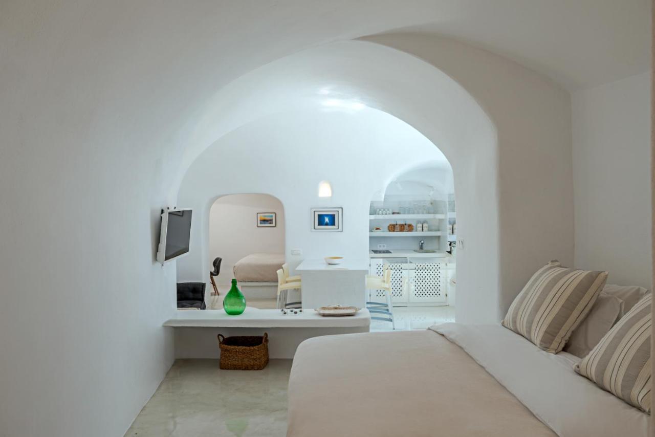 Crown Of Fira Villa Firostefani Exterior foto