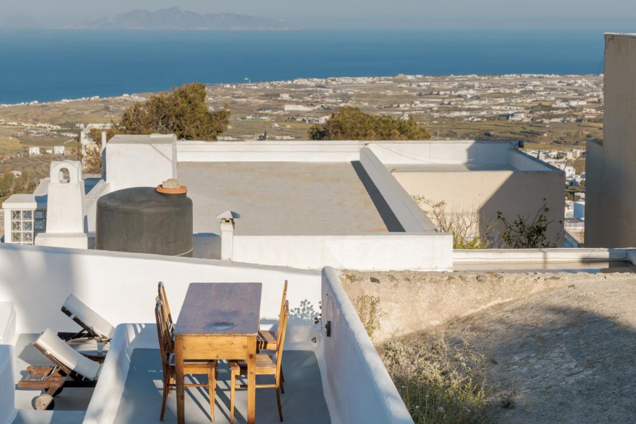 Crown Of Fira Villa Firostefani Exterior foto