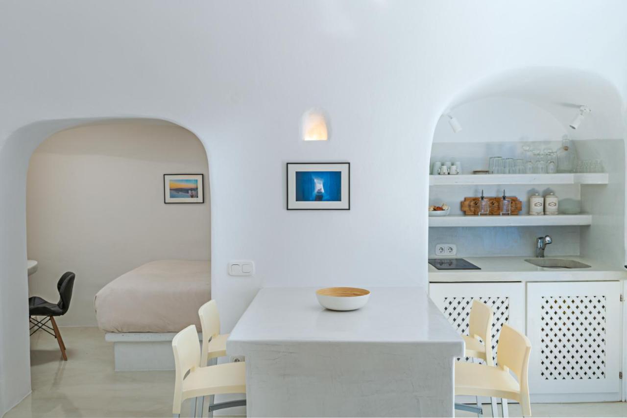 Crown Of Fira Villa Firostefani Exterior foto