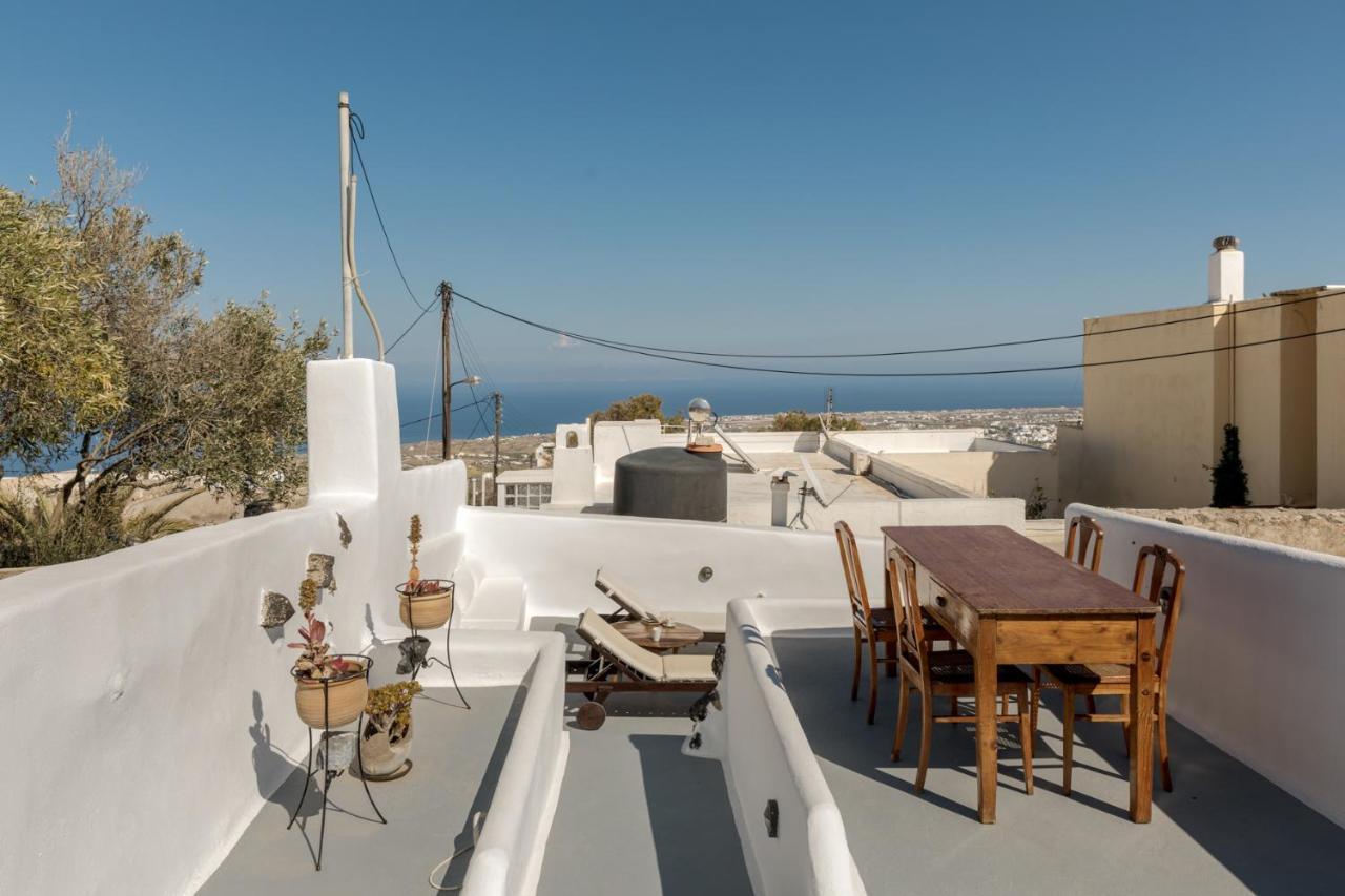 Crown Of Fira Villa Firostefani Exterior foto